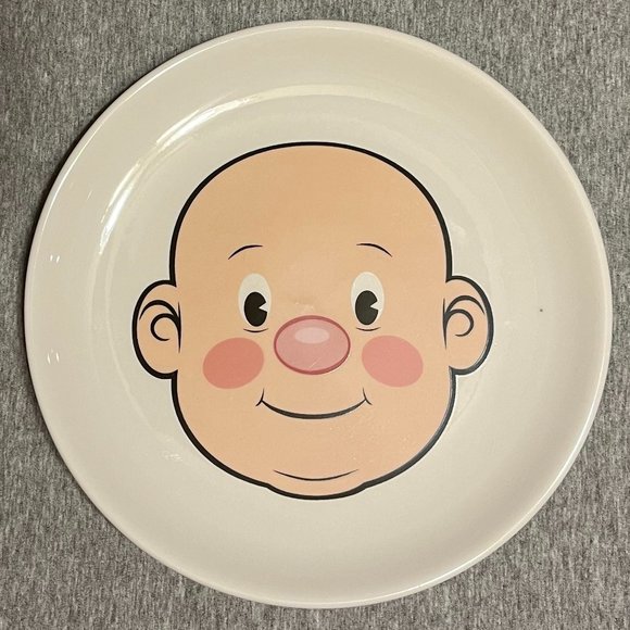 Fred Plays With His Food Plate - Picture 1 of 3